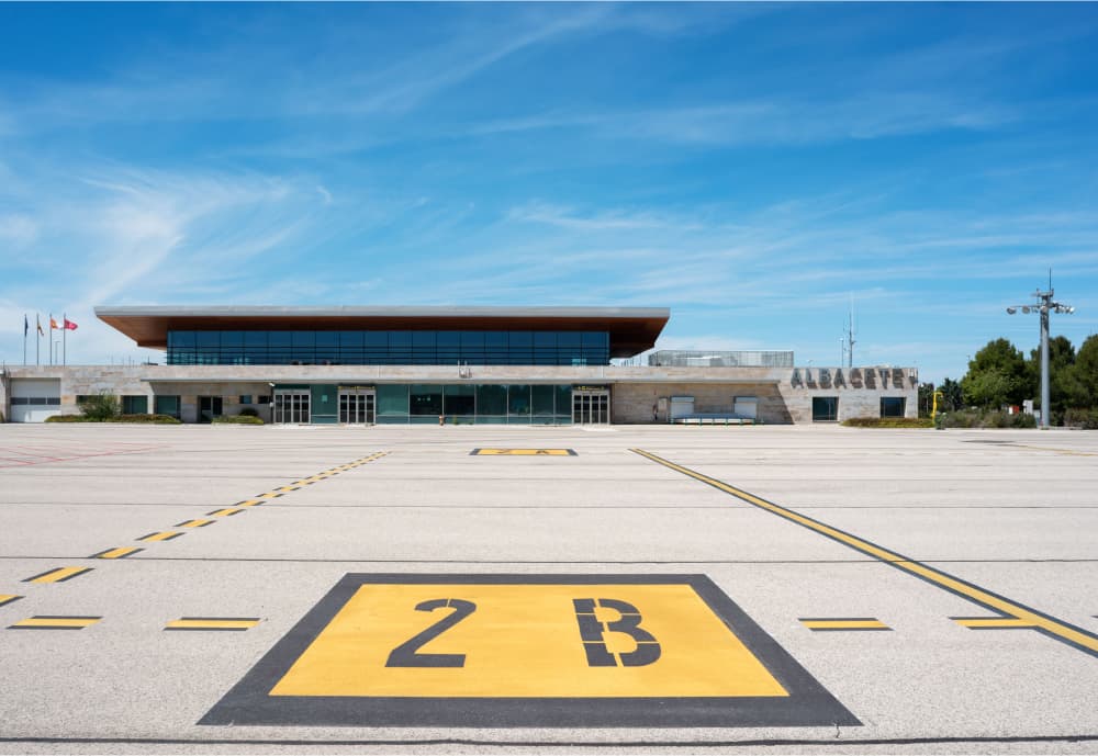 Aeropuerto de Albacete (terminal y plataforma)