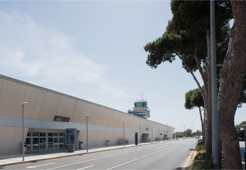 Aeropuerto de Almería (exterior 1)
