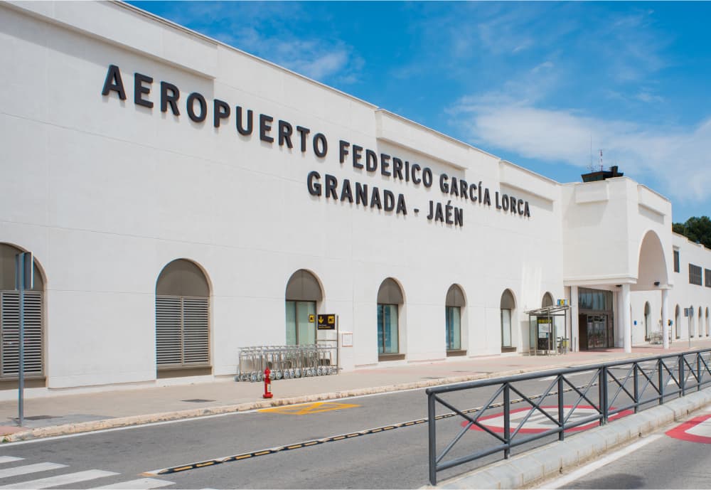 Aeropuerto de Federico García Lorca Granada-Jaén (exterior 2)