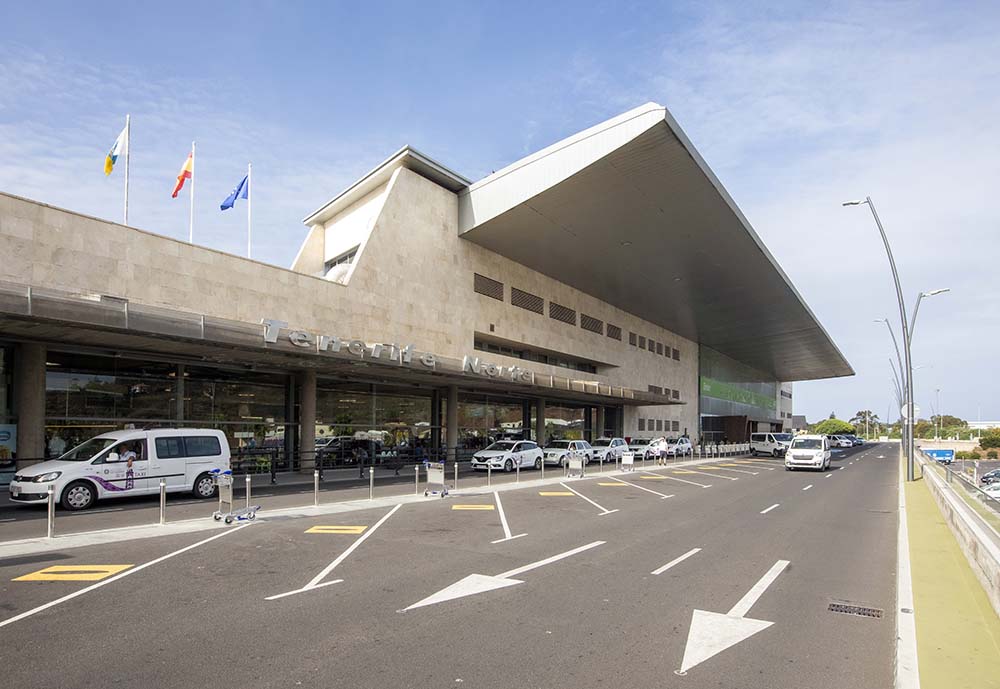 Tenerife Norte-Ciudad de La Laguna Airport (outdoors)
